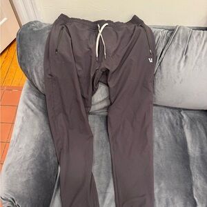 Vuori Charcoal Joggers with Drawstring